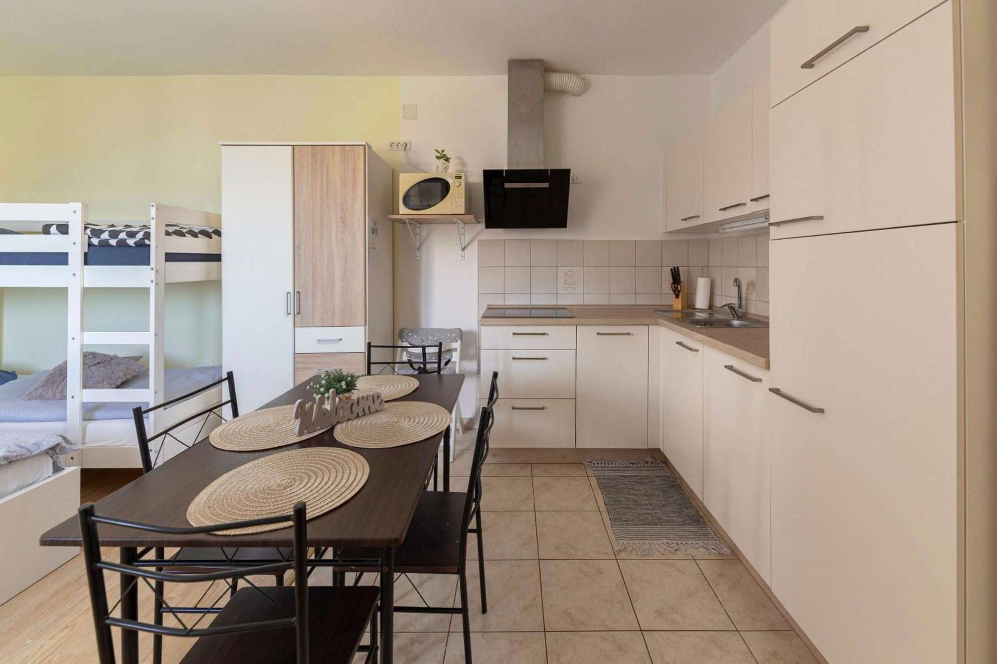 Apartma Vesna Копер Экстерьер фото